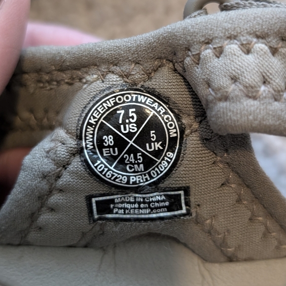 KEEN Rose Sandals Womens Size 7.5 Brindle/Shitake 1016729 Hiking Toe Bumper Arch - Picture 11 of 12